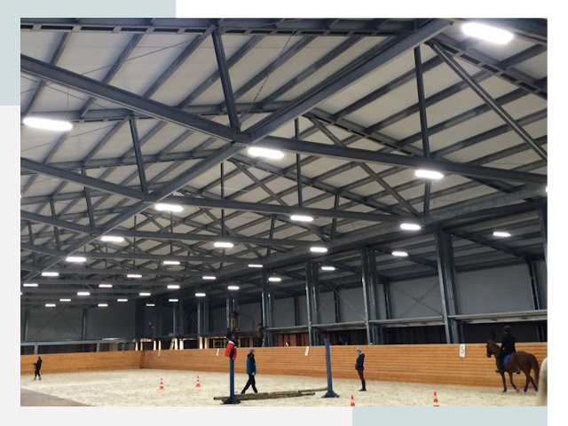 Строительство конных манежей от 611 руб в Зеленокумск