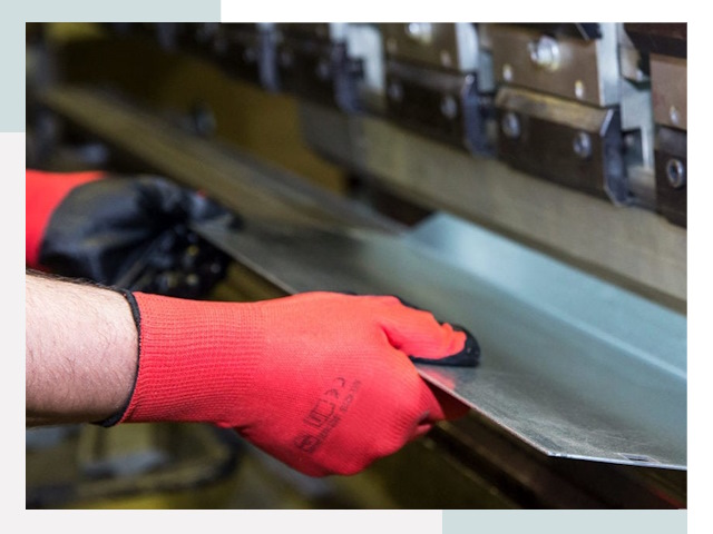 Гибка металла в Зеленокумск от 611 руб. - Надёжно и быстро